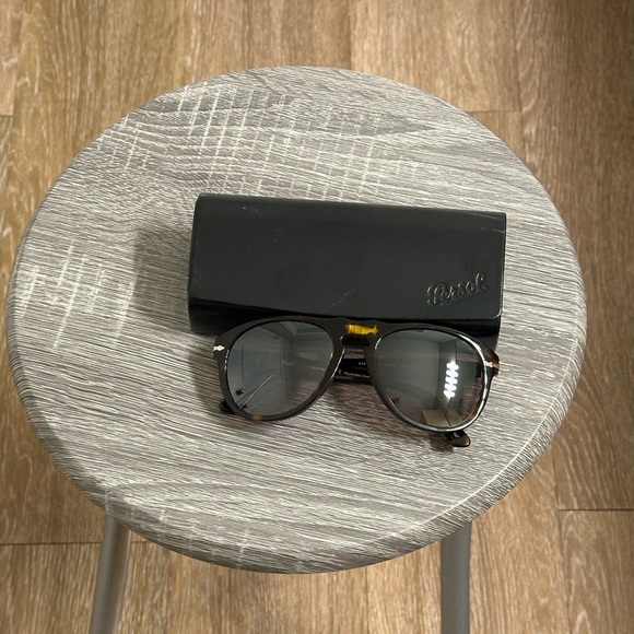 Persol PO649 Sunglasses - Picture 7 of 7